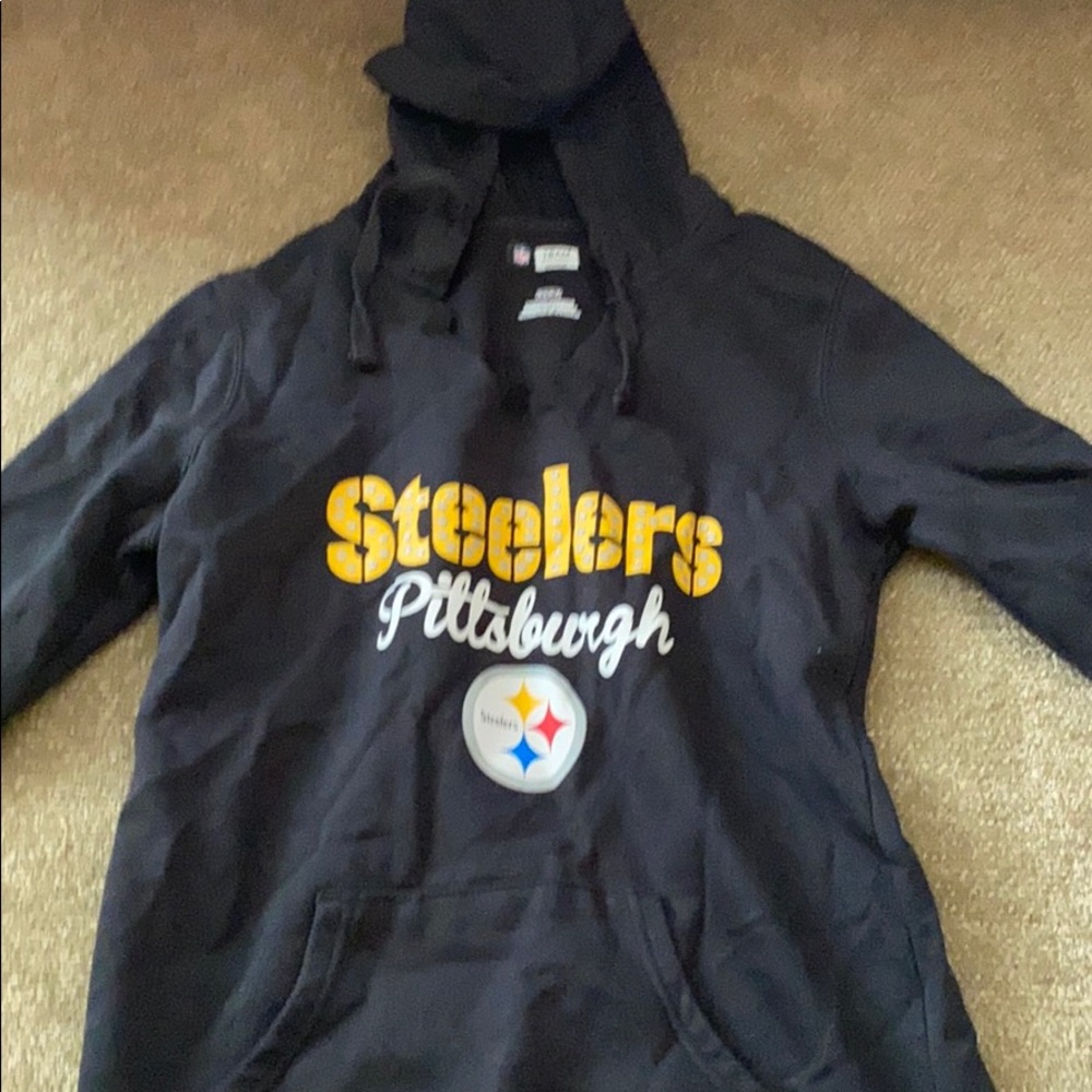 Sweatshirt - Picture 3 of 3